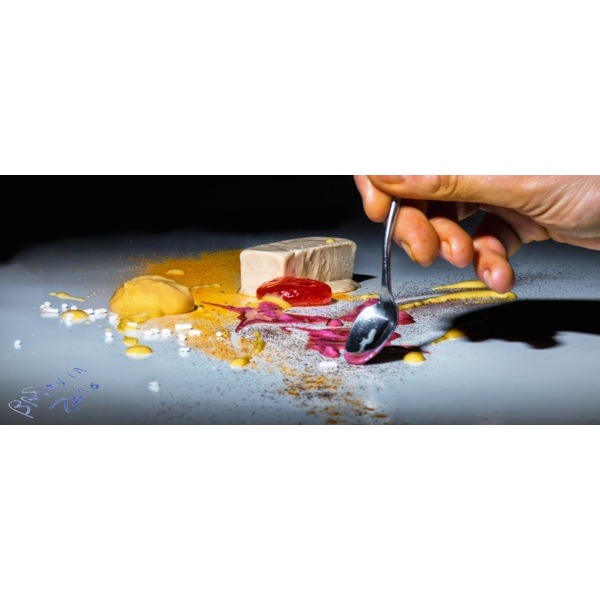 Semifreddo di zabaione con sorbetto alla barbabietola