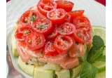 Tartare di salmone datterini e avocadoalt