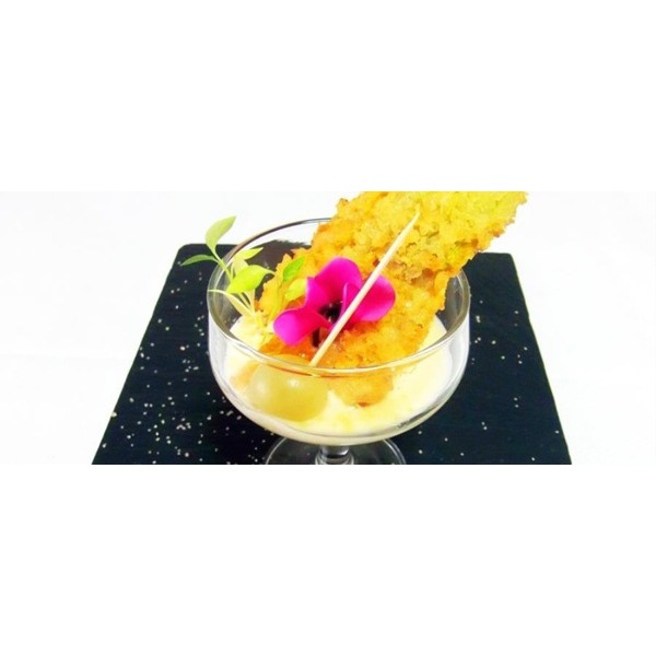 Crema al contrario con fiore di zucca in tempura dolce