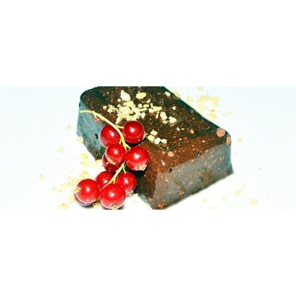 Lingotto di colomba con cioccolato di uova pasquali