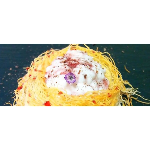 Nido di pasta kataifi con ricotta di pecora e cioccolato di Modica