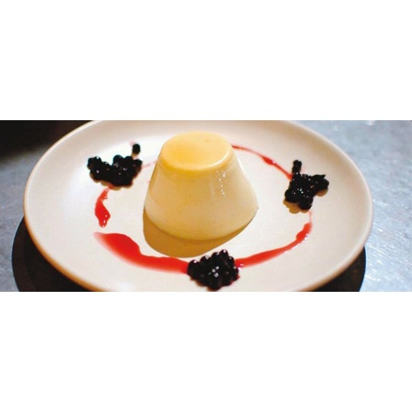 Panna cotta di latticello al pepe verde vanigliato