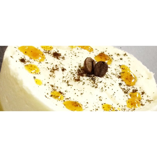 Piccolo dessert di caprino e pere