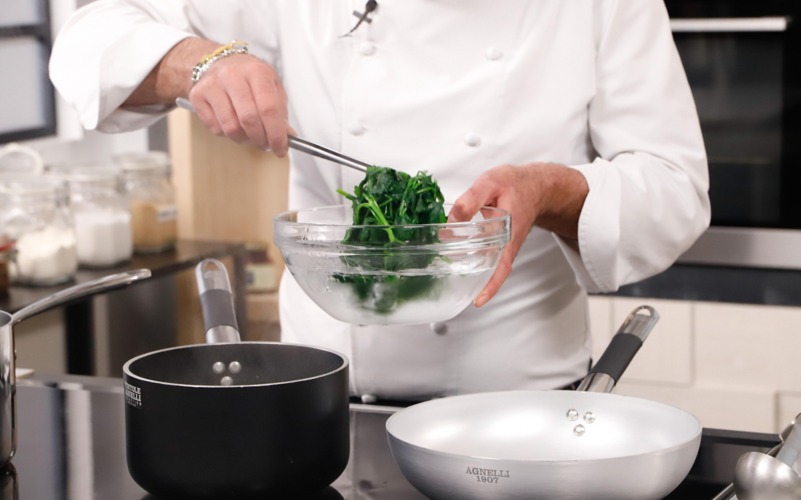 mettere in acqua e ghiaccio