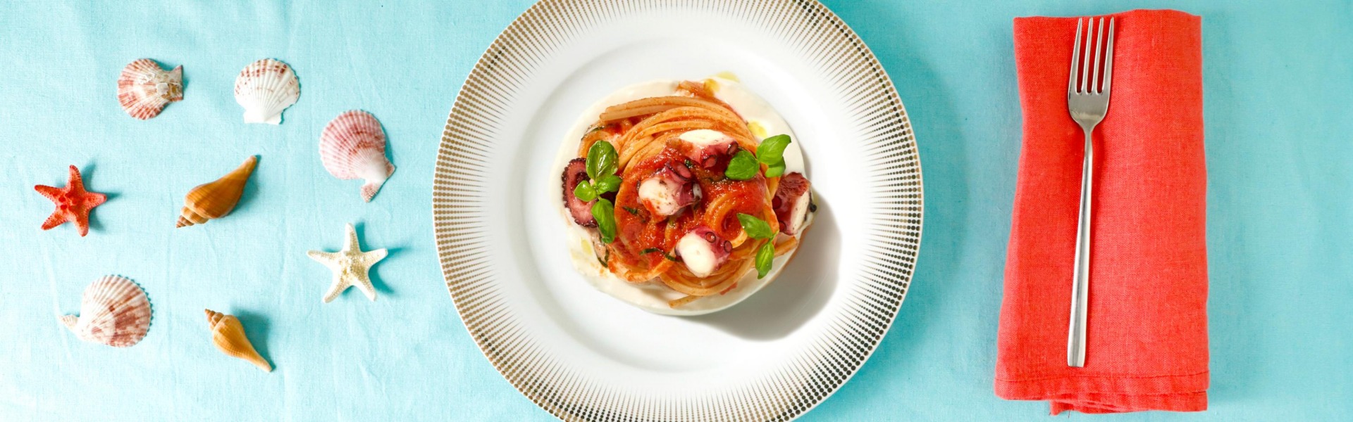 spaghetti-con-polpo-burrata-pomodorini