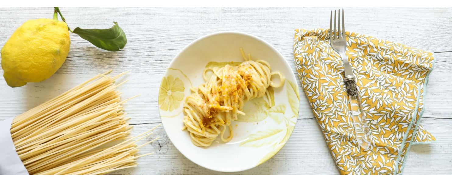 Spaghetti con la bottarga e limone