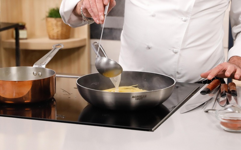 bagnare con acqua al parmigiano