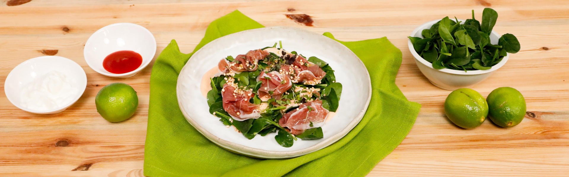 spinacino-con-yogurt-greco-e-prosciutto