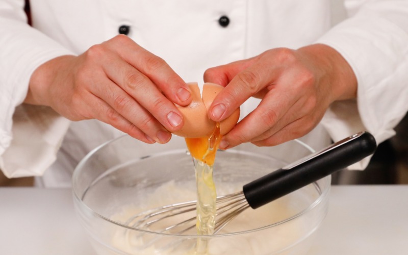 Preparazione pastella strauben