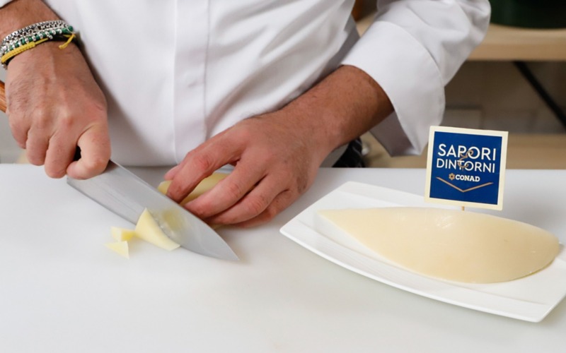 tagliare caciocavallo