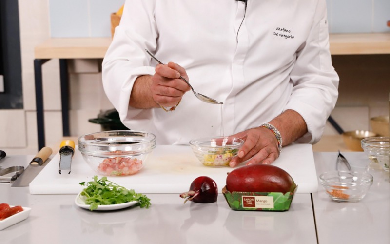 ultimare condimenti e servire