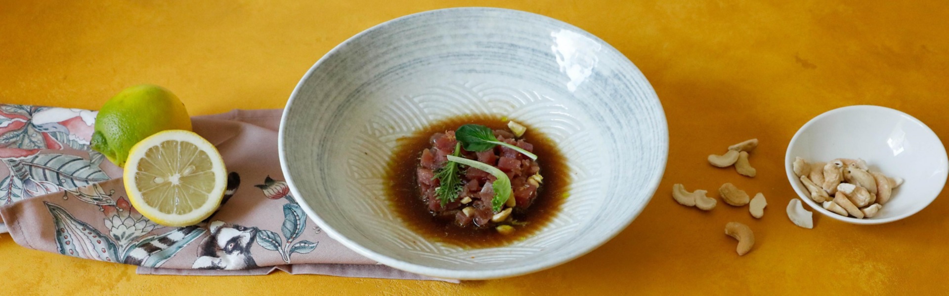 tartare-di-tonno-te-verde-e-salsa-ponzu