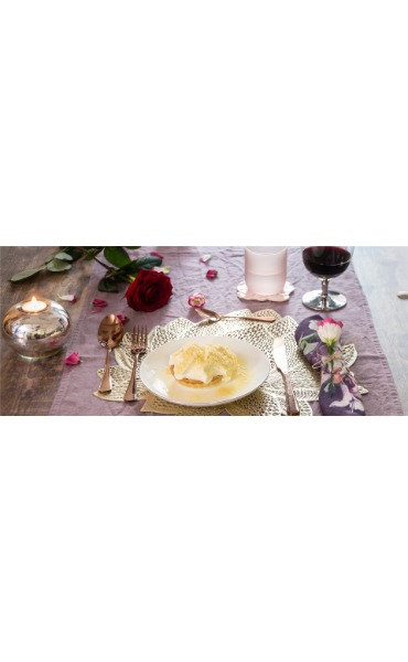 Tartelletta al cioccolato bianco, lamponi, cocco e mango