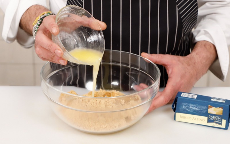 aggiungere burro fuso