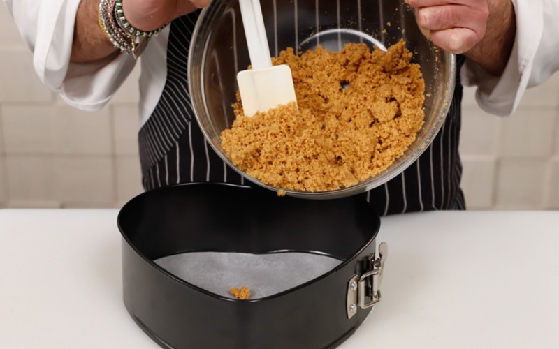 stendere composto nella pirofila