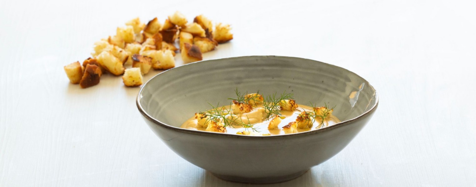 Macco di fave con crostini