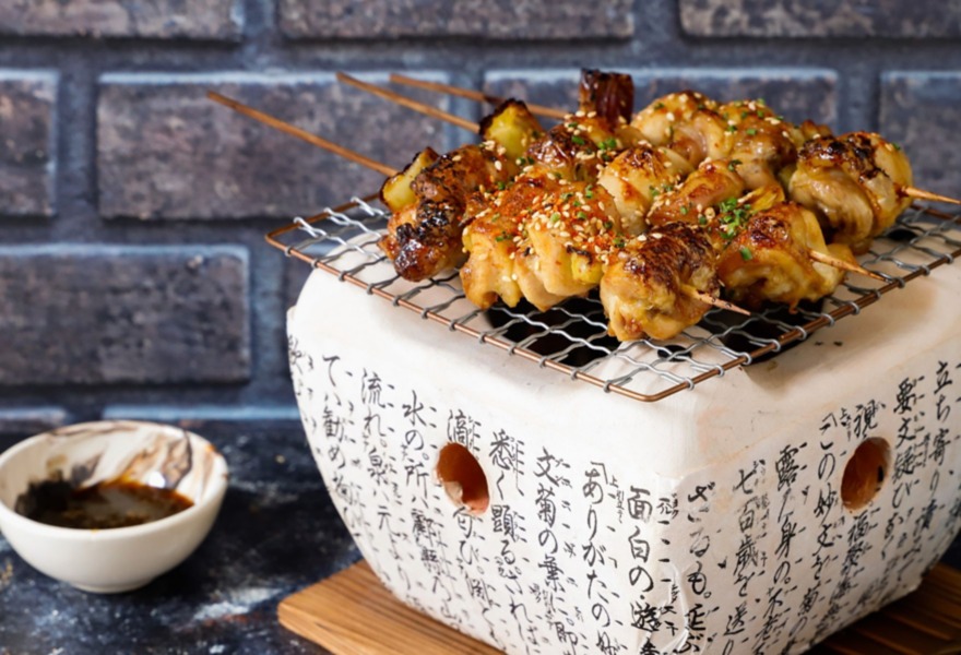 yakitori-di-pollo-spiedini-giapponesi