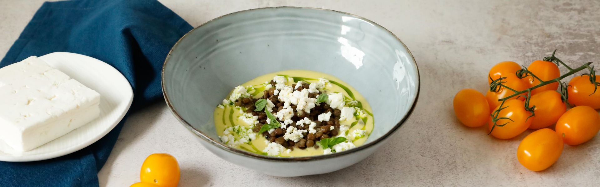 zuppetta-pomodori-datterini-gialli-lenticchie