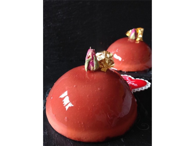 Afrodite Dome de Framboise à la Rosealt