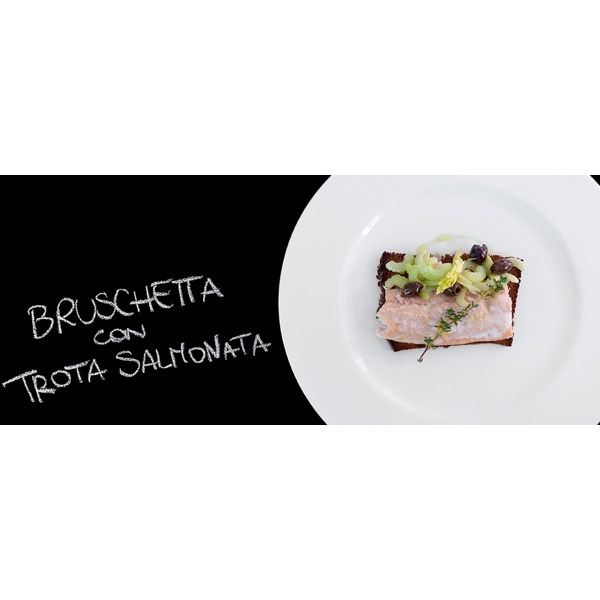 Bruschetta con trota salmonata