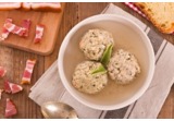 Canederli in brodo con speck Alto Adige Igpalt
