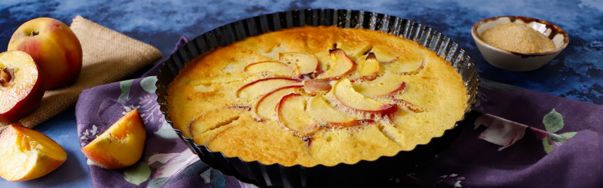 clafoutis-alle-pesche-ricetta