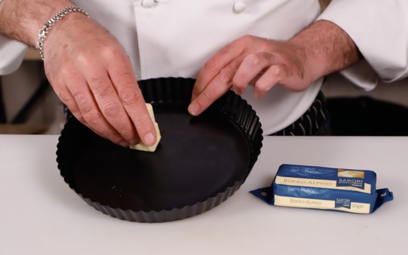 clafoutis-ricetta-con-pesche