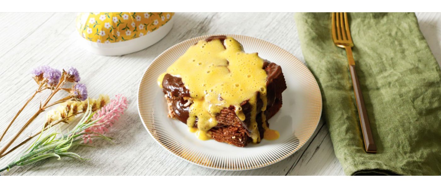 Colomba con crema di nocciole e passion fruit
