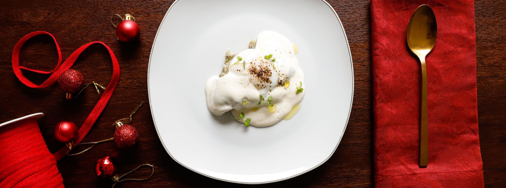 Crema di patate al tartufo, uovo e fonduta di Parmigiano