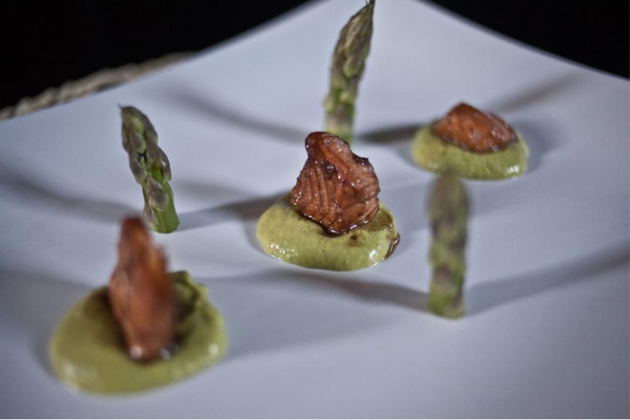 Cubetti di salmone all'aceto balsamico di Modena Igp