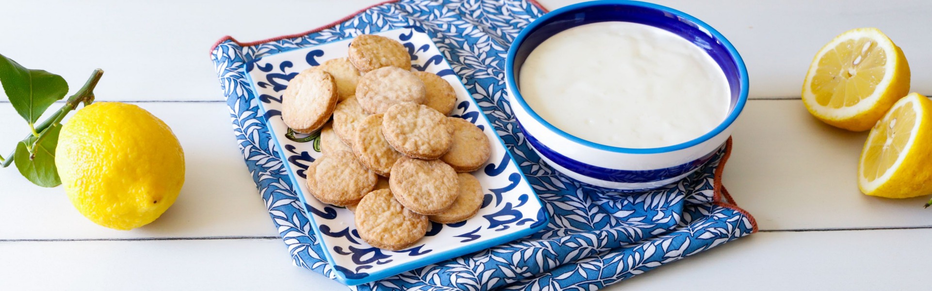 frollini-biscotti-con-crema-al-limone