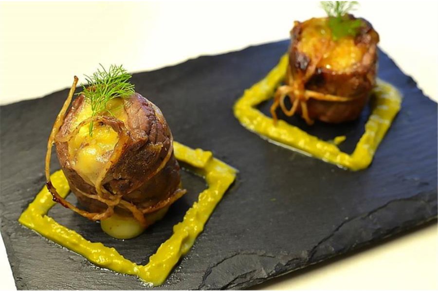 Involtini sfiziosi di vitello e banana