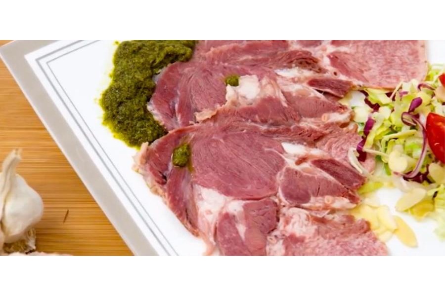 Lingua salmistrata di vitello con bagnetto verde