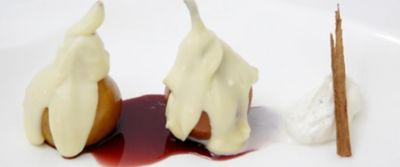Pera martin sec cotta nel vino rosso con crema di salva cremasco Dop e mousse alla cannellaalt