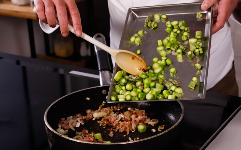 pici-senesi-con-asparagi-e-pancetta