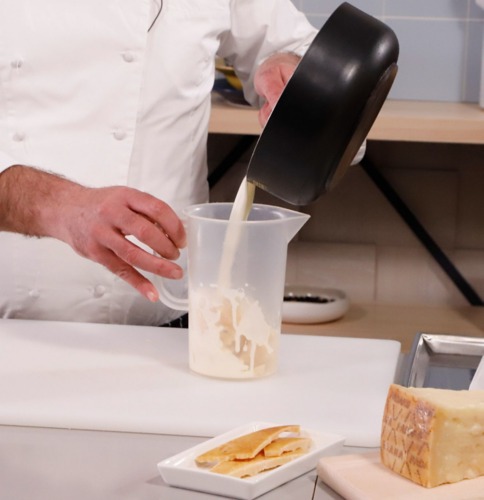 ricetta-cipolla-al-forno-con-grana-padano-dop