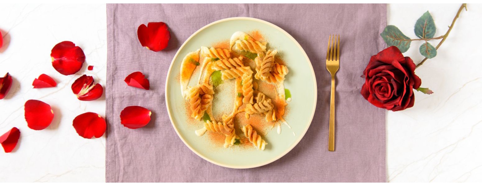 Fusilloni con sugo di miso e mandorle