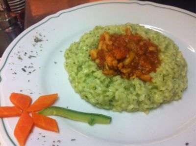 Riso al basilico di Pra con ragout di pescatricealt