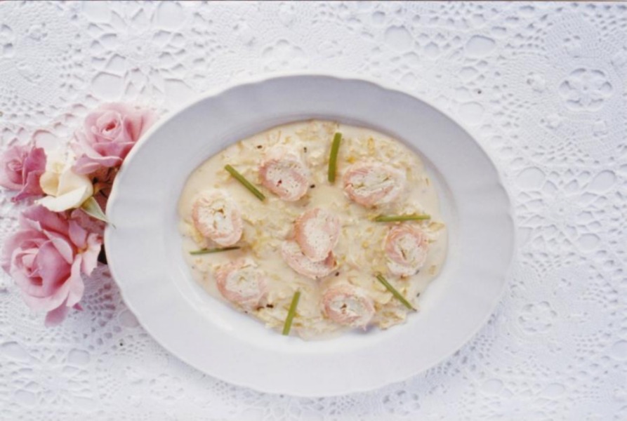 Rotolo di trota salmonata con cavolo verza di Montalto Dora