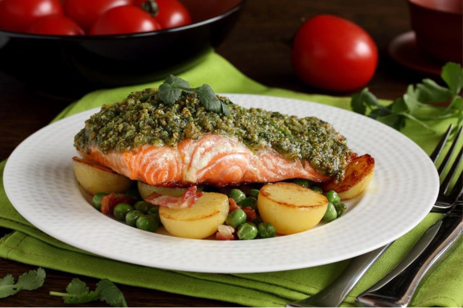 Salmone in salsa di pistacchio