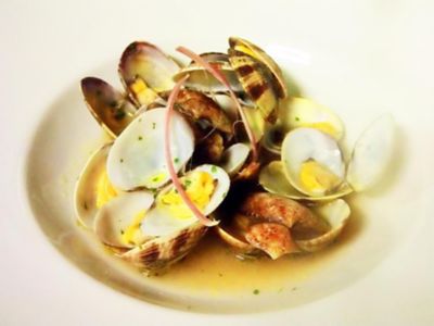 Sautè di vongole al profumo di sedano di Orbassanoalt
