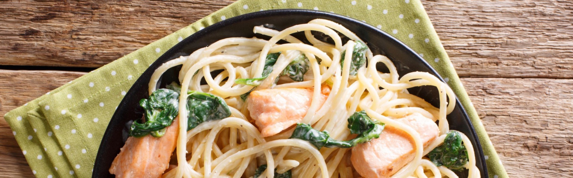 spaghetti con salmone ricetta