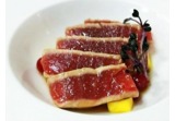 Tataki di tonno con mango e aceto di lamponialt