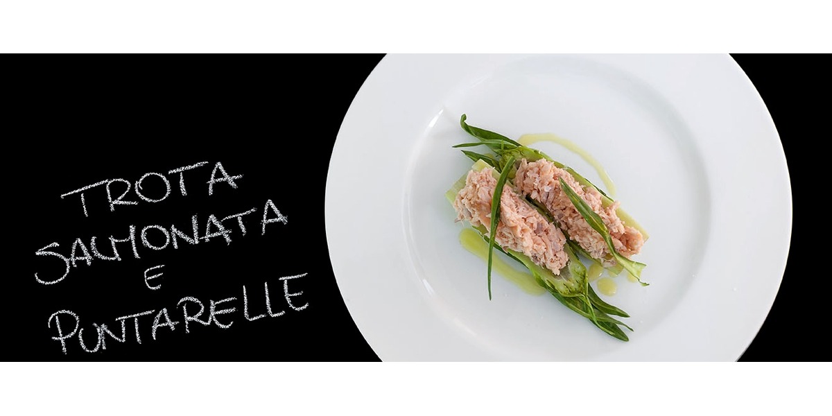 Trota salmonata e puntarelle
