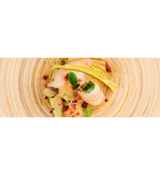 Baby Calamari su crema di ceci, salamino piccante e ceviche di uva
