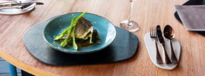 Branzino con mole verdealt