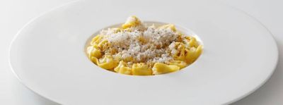 Tortellini cacio e pepe: una ricetta facile per un primo deliziosoalt