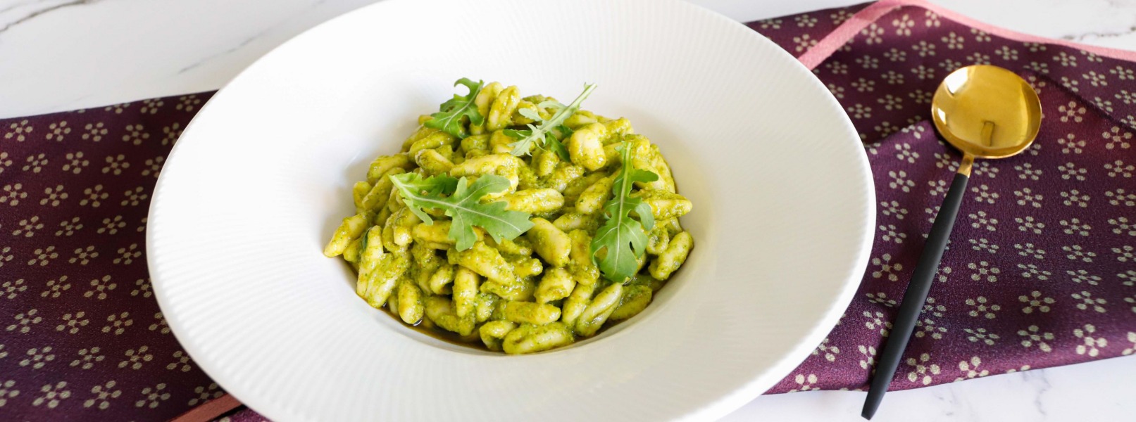 Cavatelli al pesto di rucola e pomodori secchi