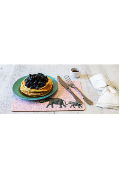 Pancake con sciroppo d'acero e mirtilli