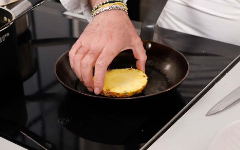 tostare l'ananas